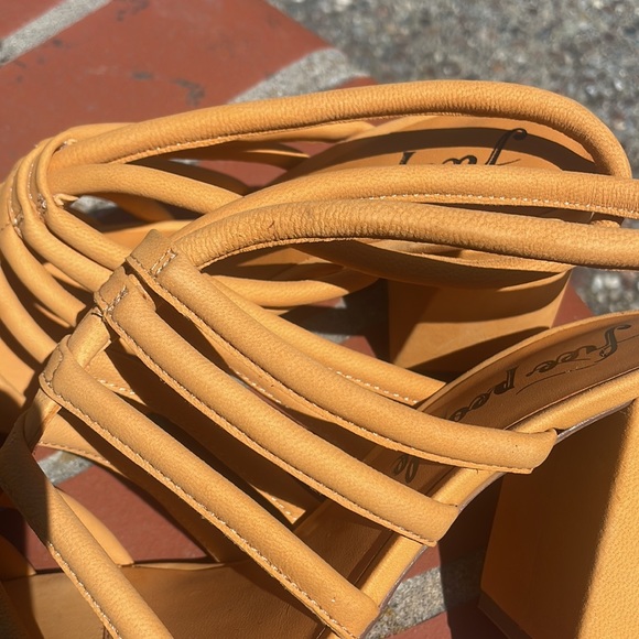 Free People Colette Sandals Size 38.5 - Picture 4 of 6